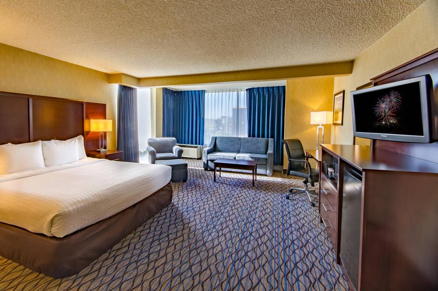 Clarion Hotel Anaheim Resort