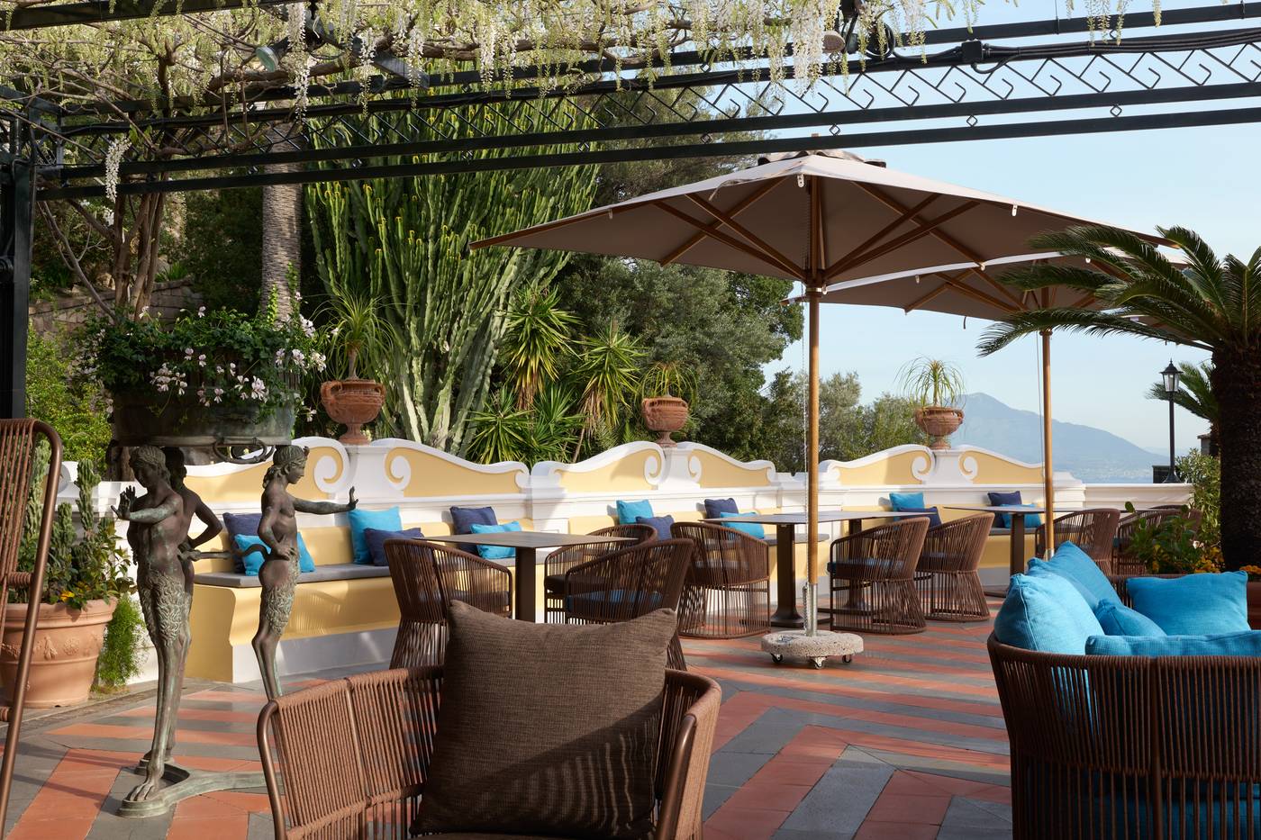 14.10.25 Grand Hotel Capodimonte