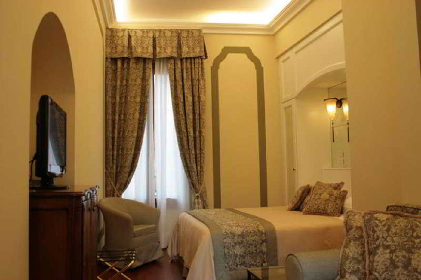 Hotel-Le-Isole-Room-33