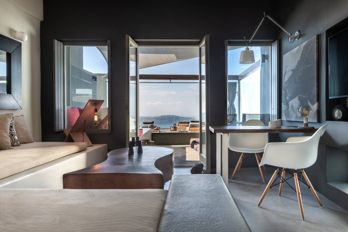 West-East-Suites-Room-77