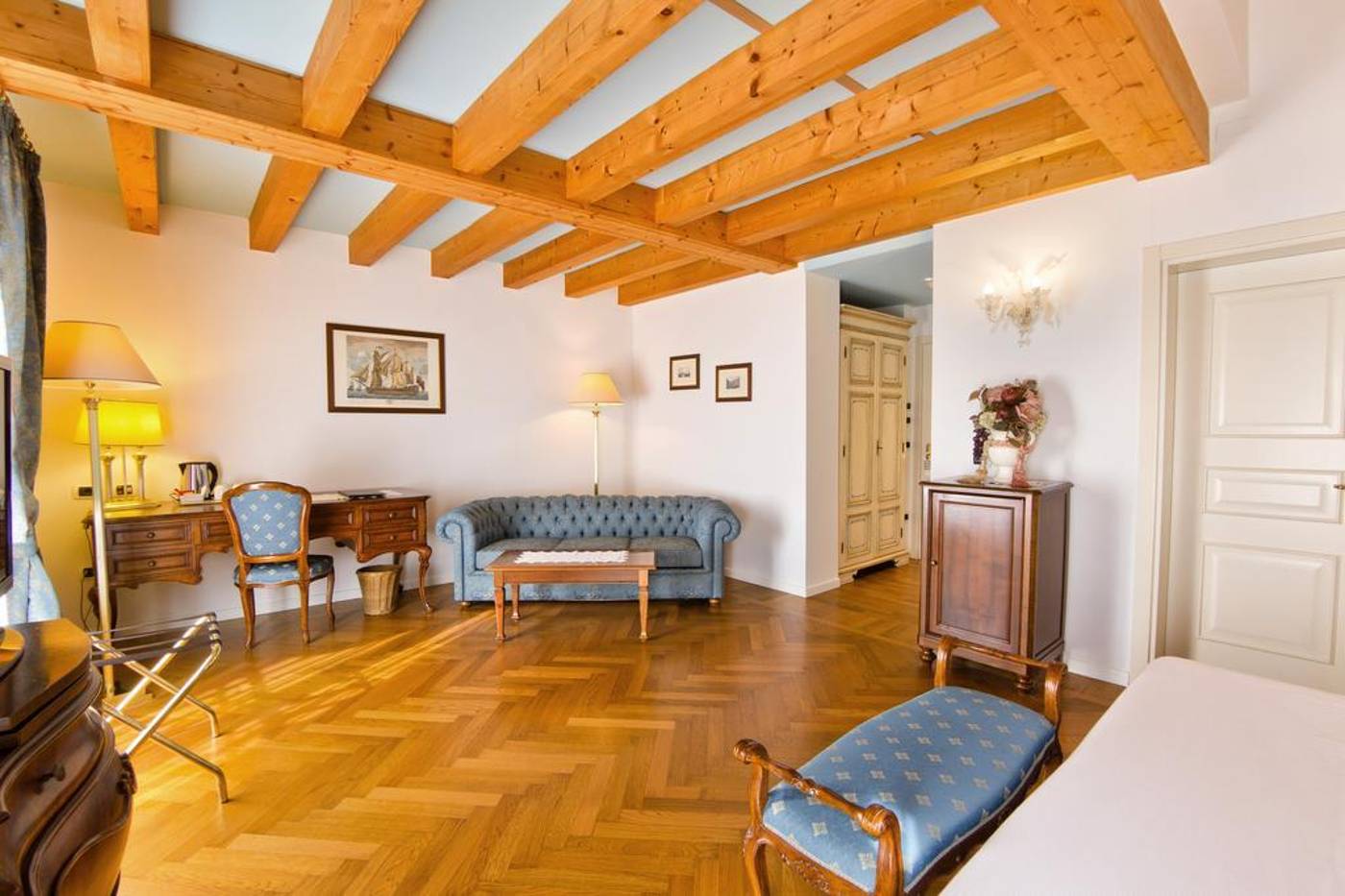 Borgo-ca--dei-Sospiri-General-view-3