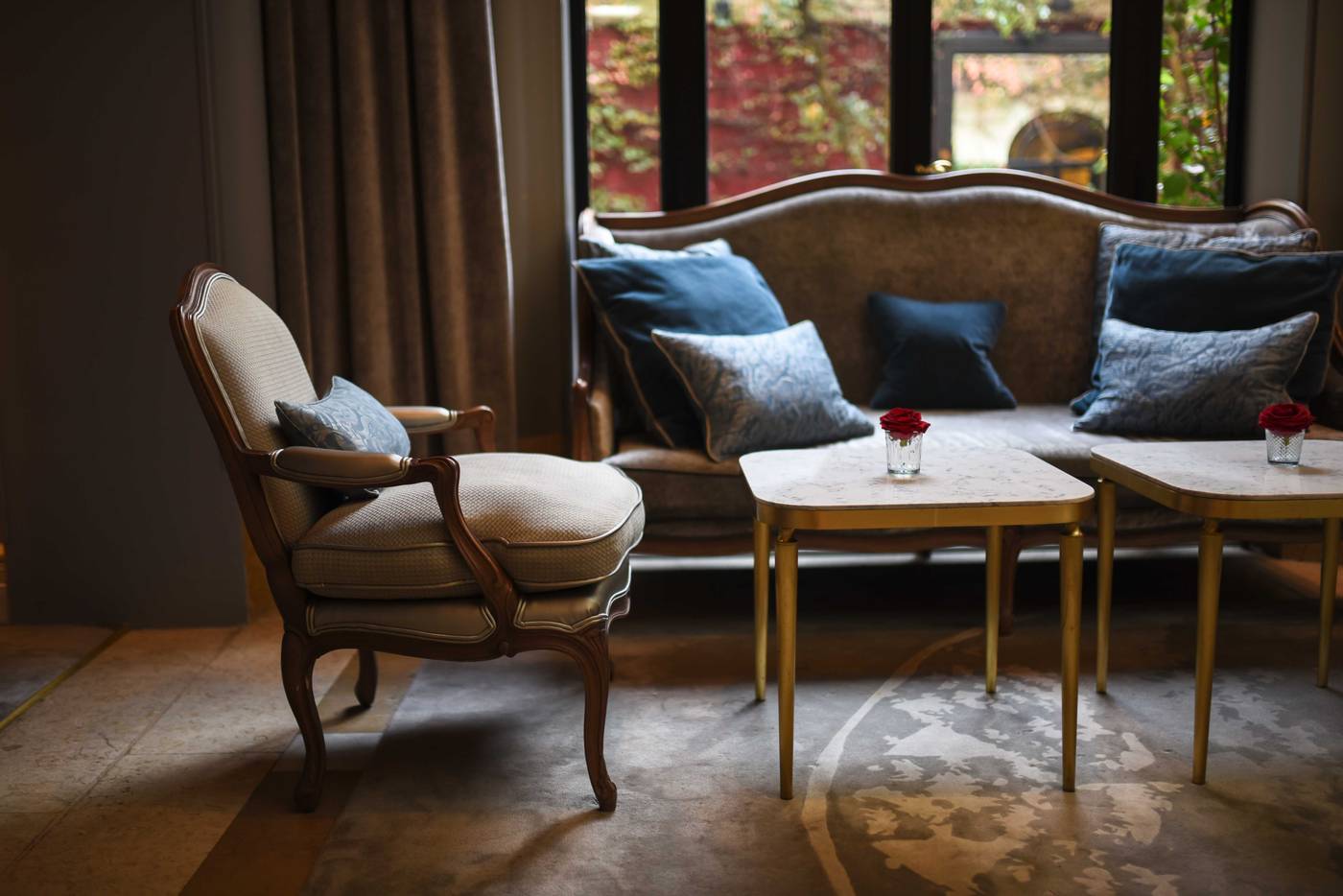 Hotel-Lancaster-Paris-Champs-Elysees-Lobby-6