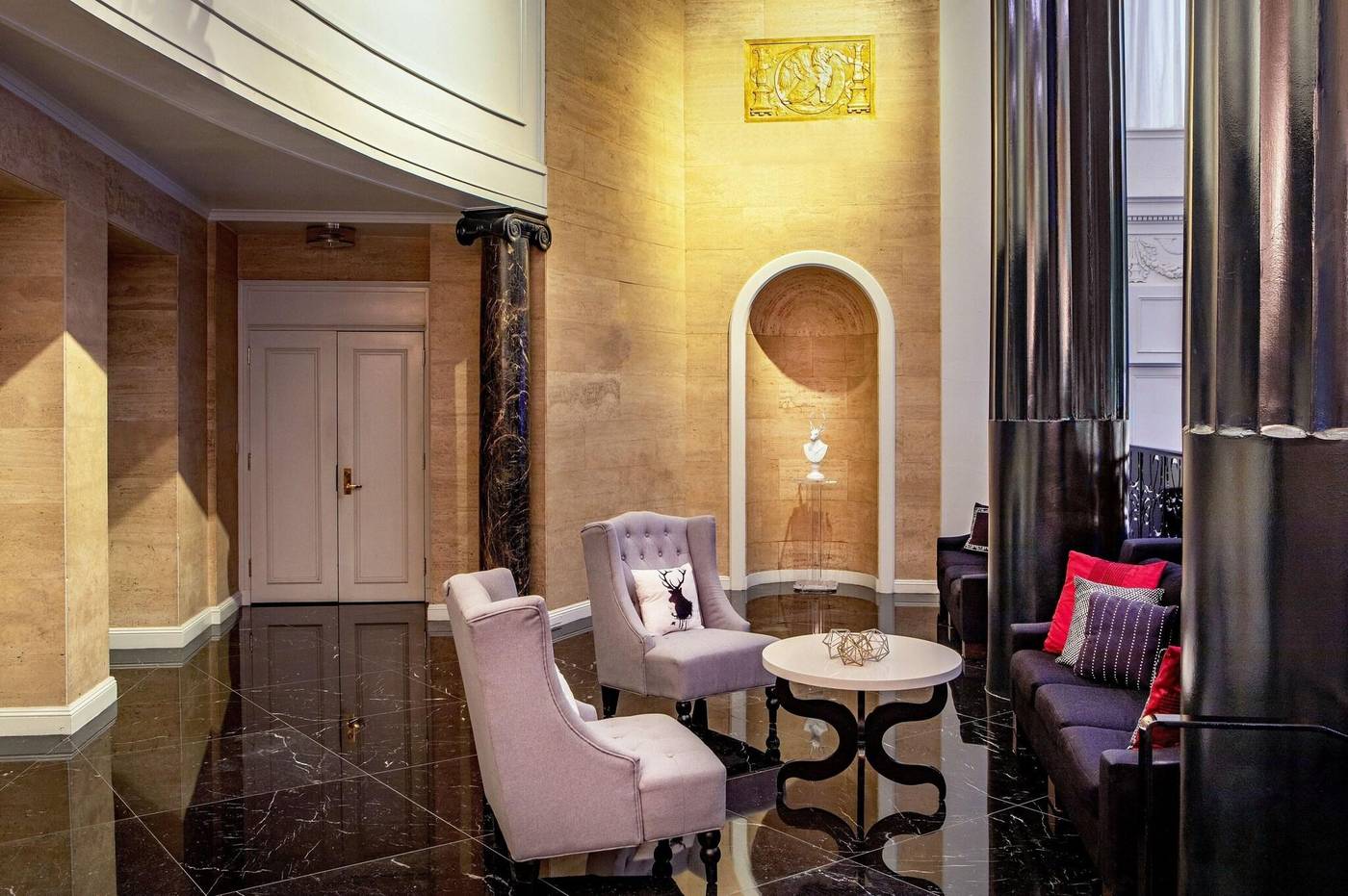 Courtyard-Boston-Downtown-Lobby-12