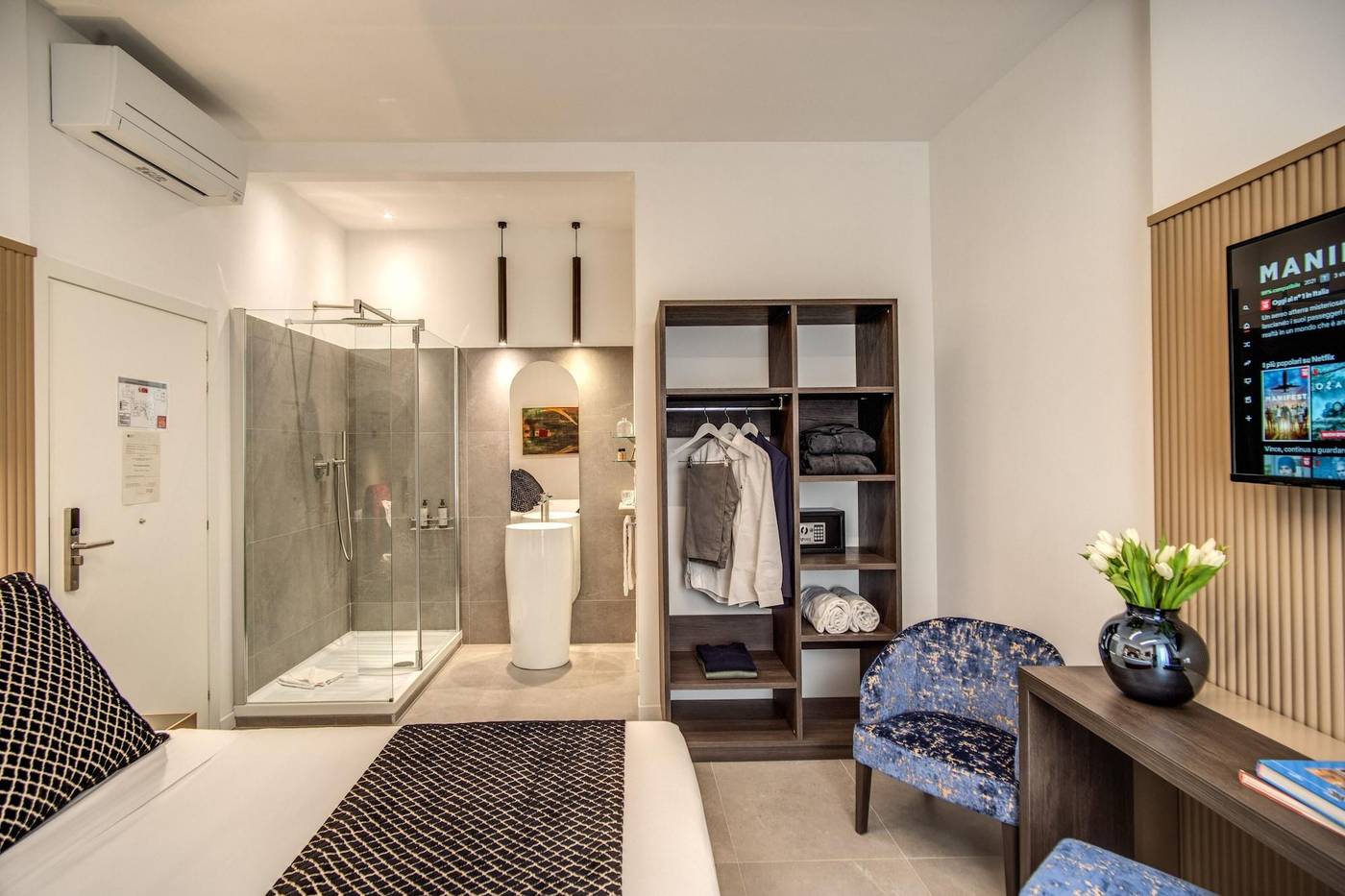 Little-Queen-Suite-Room-51