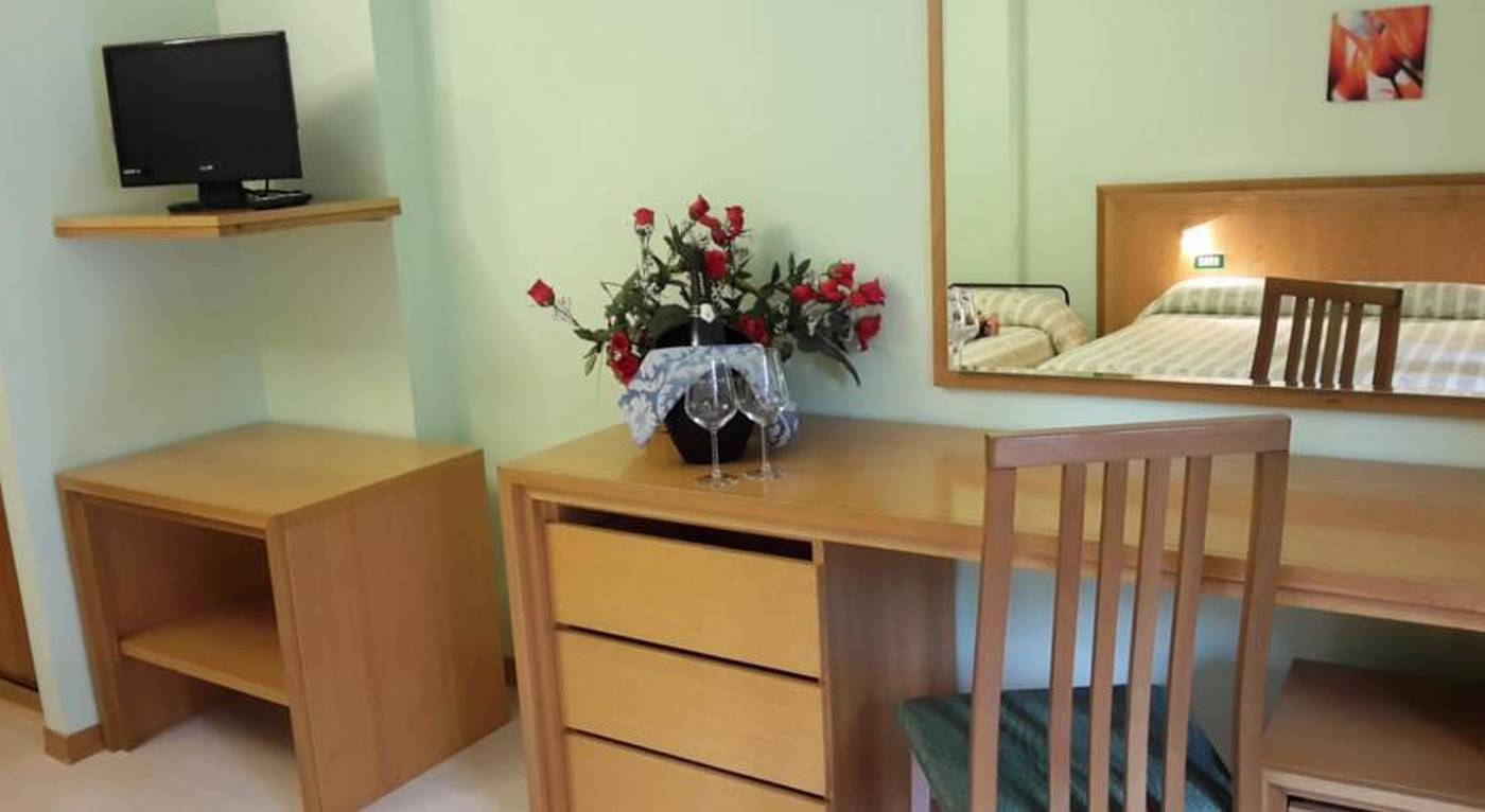 Hotel-Orso-Bianco-Room-2