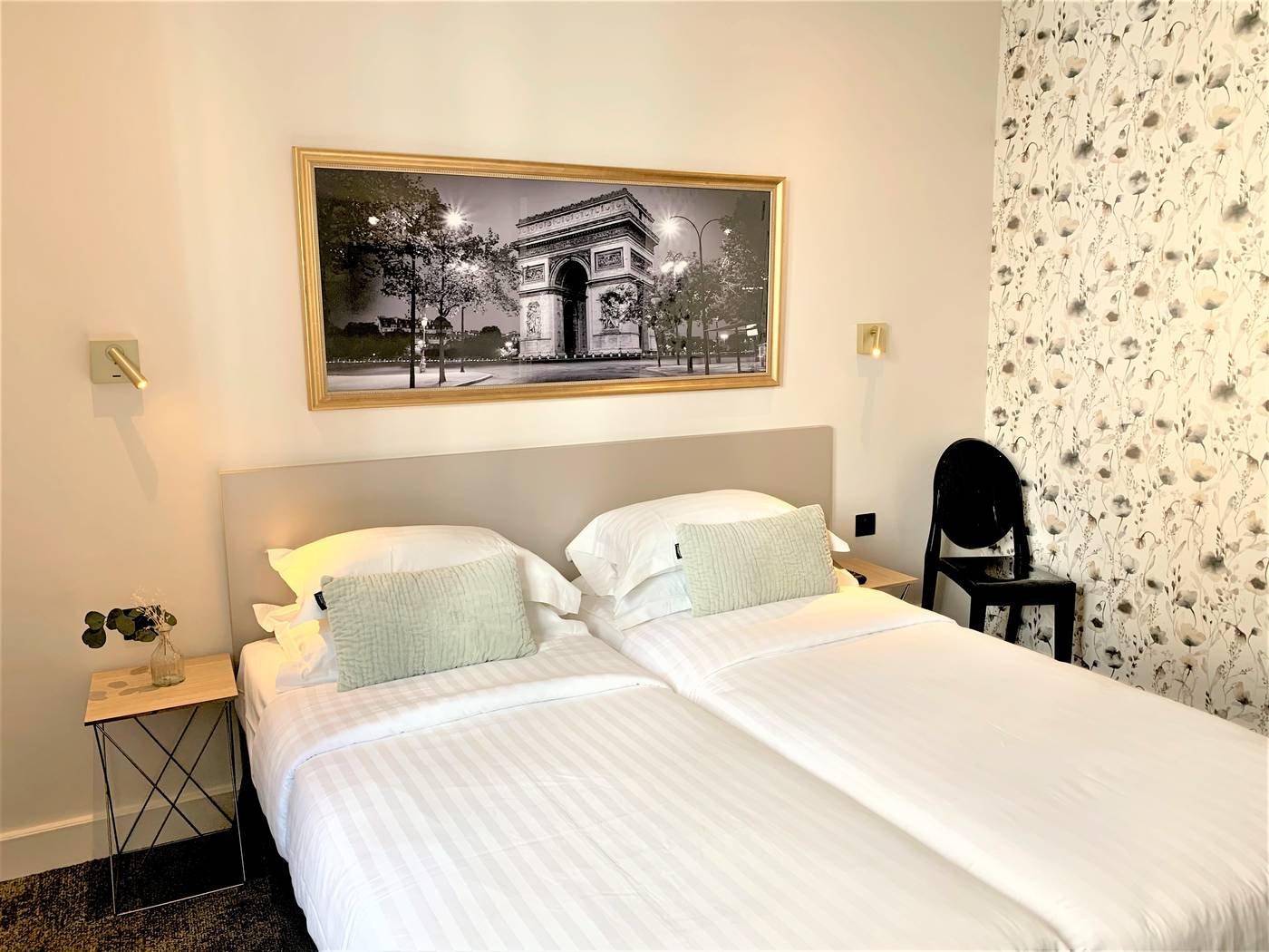 Villa-des-Ambassadeurs-Room-17