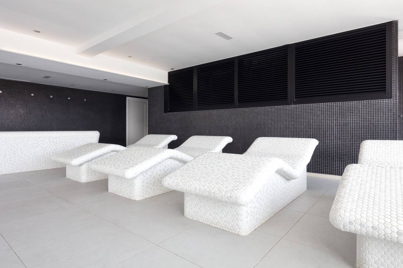 El-Puerto-Ibiza-Hotel---Spa-Sports-and-Entertainment-73