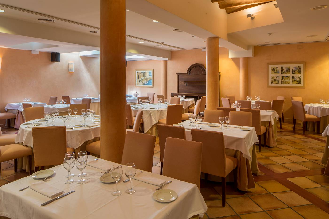 URH-Vila-de-Tossa-Restaurant-26