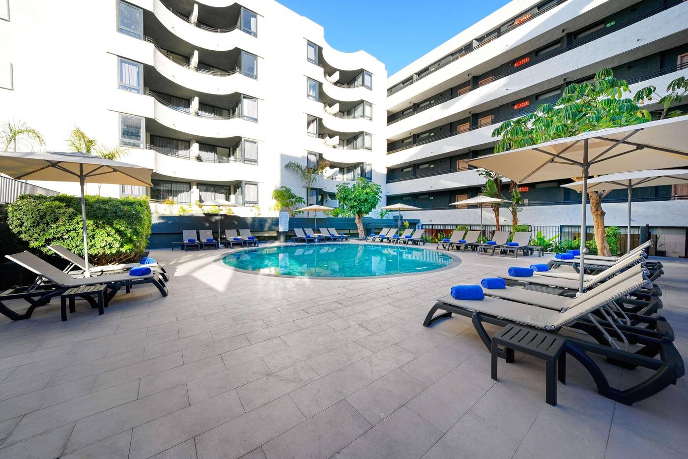 Hovima-Suites-Costa-Adeje-Pool-5