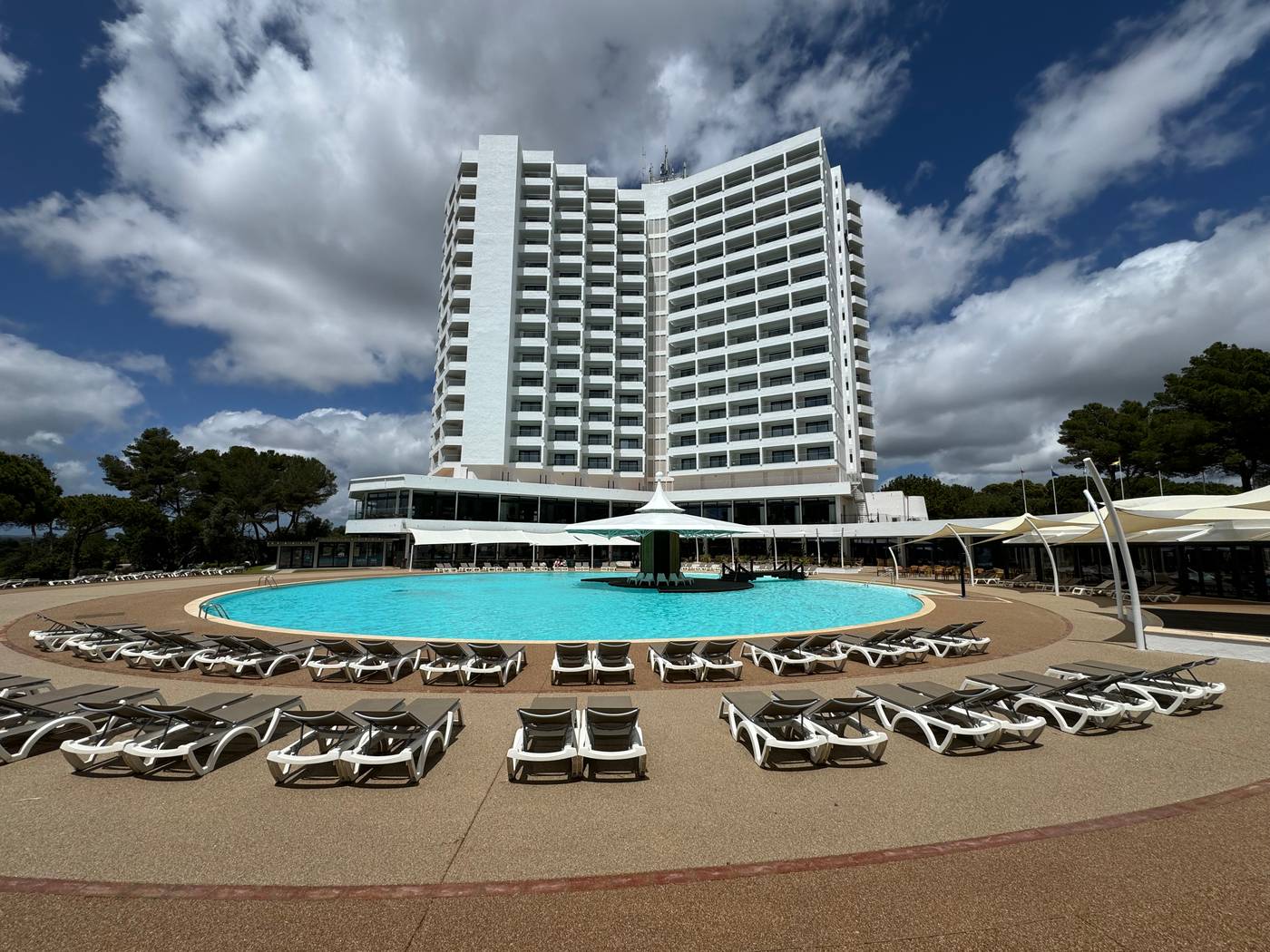 Pestana-Blue-Alvor-Beach-All-Inclusive-Hotel-Pool-6