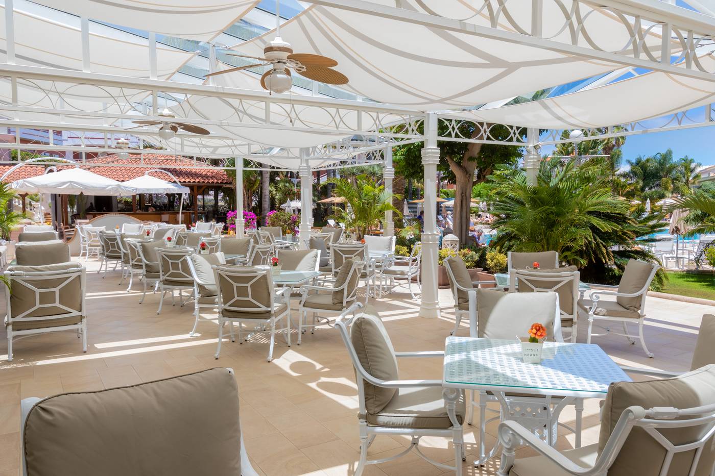 Riu-Garoe-Terrace-11