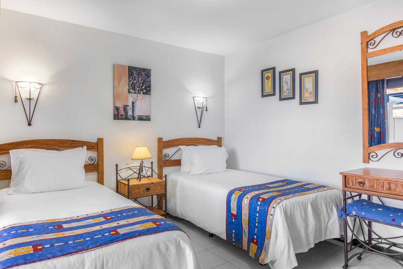 Club-Cala-Blanca-Room-15