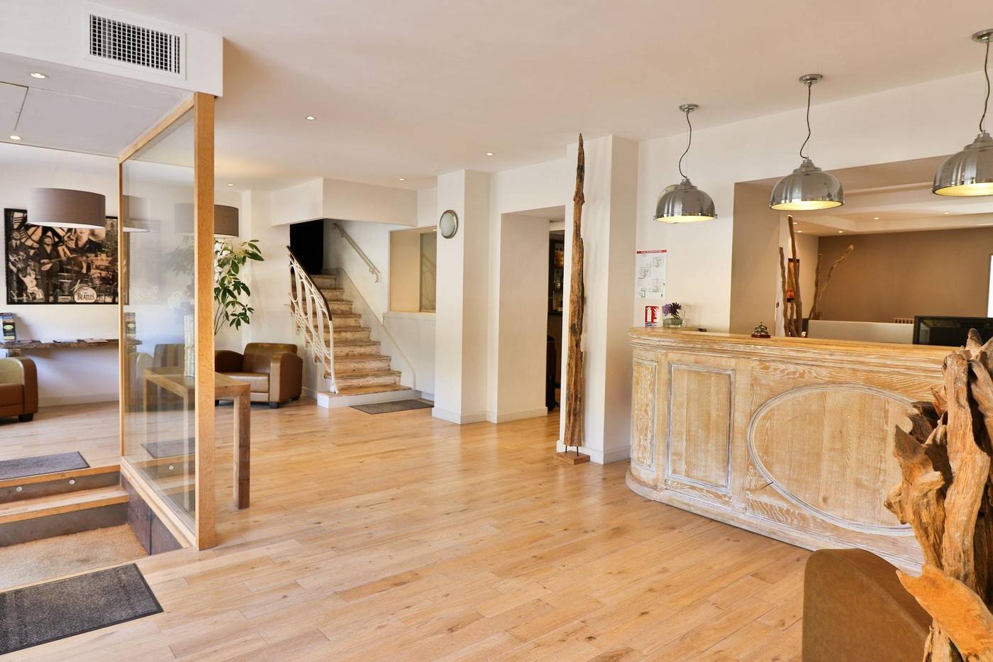 Hôtel Le Provençal-France-BANDOL-Lobby-8