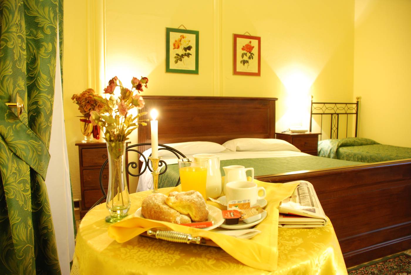 Hotel-Del-Centro-Room-2