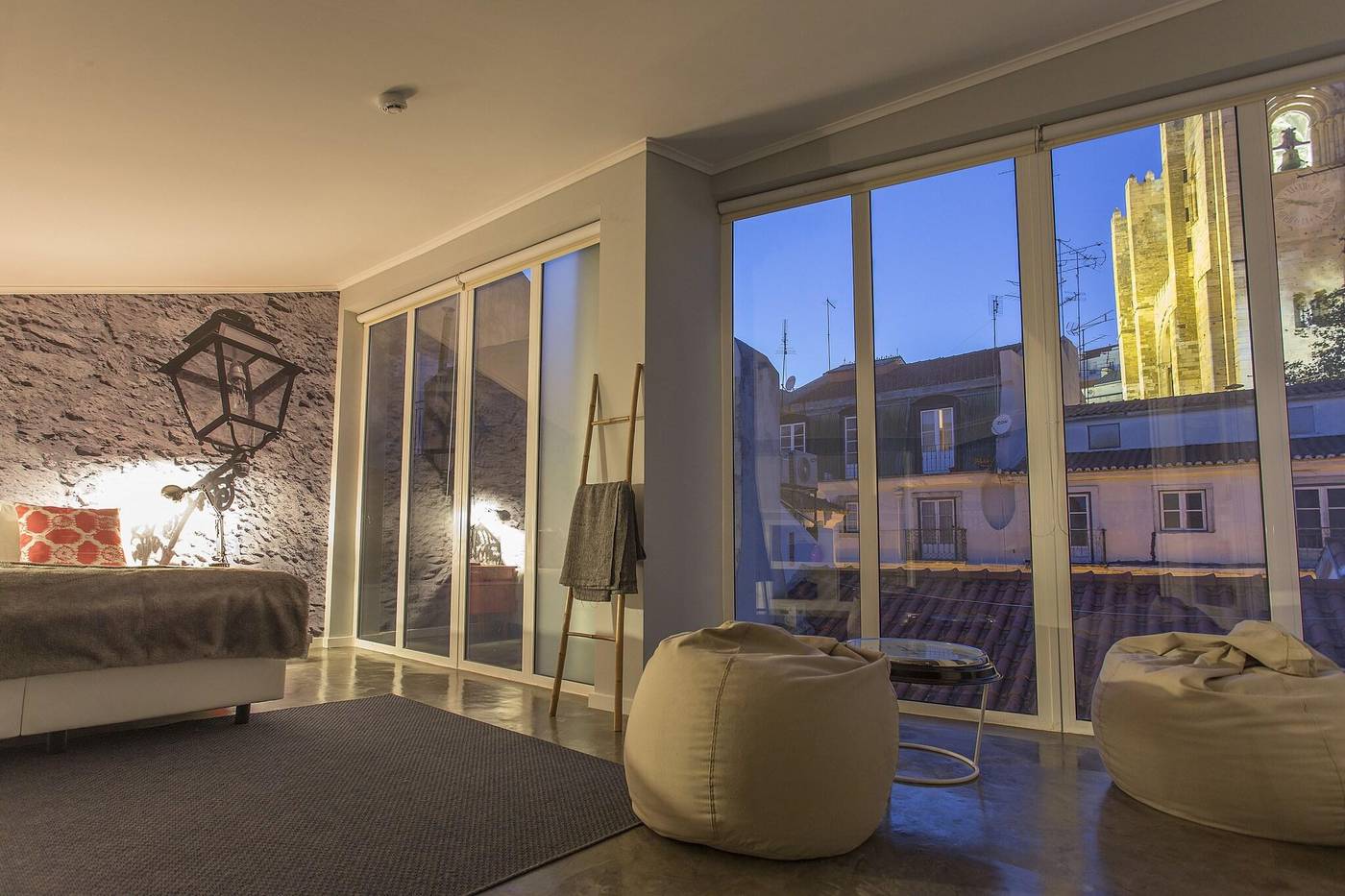 Emporium-Lisbon-Suites-Room-62