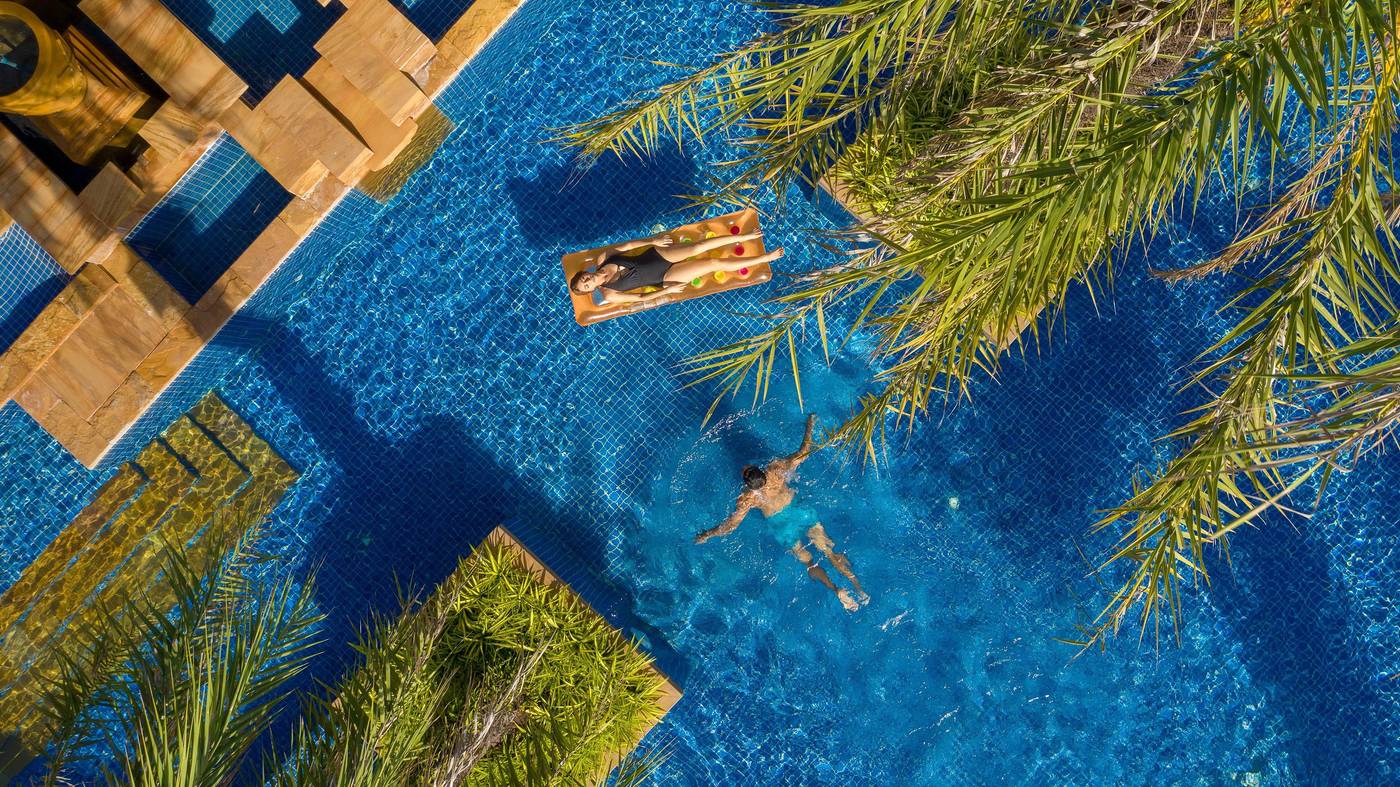 Holiday-Inn-Resort-Phuket-Patong-Pool-10