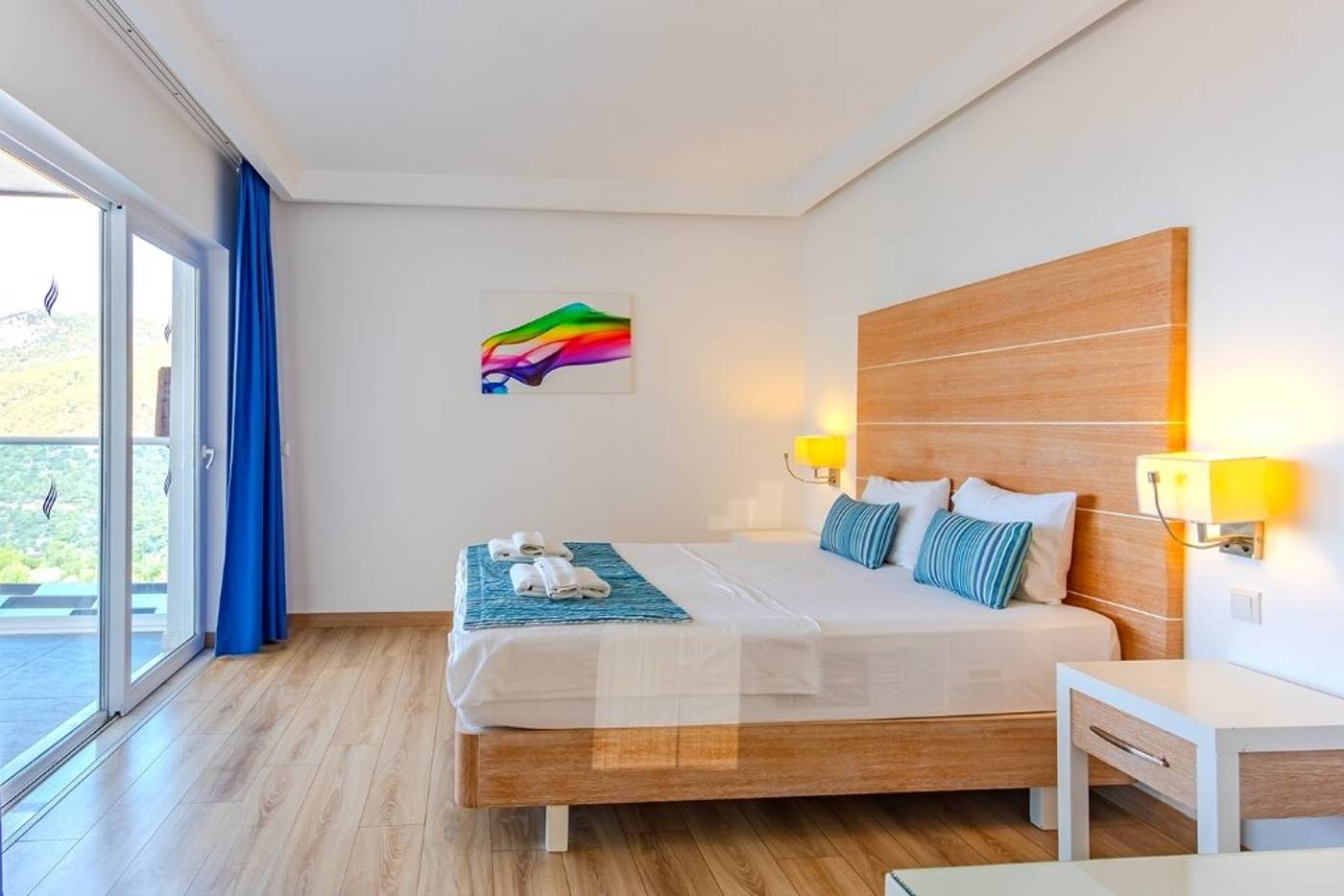 Garcia-Resort---Spa-Room-35