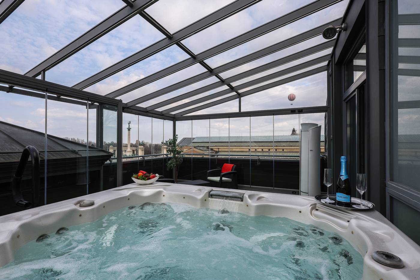 Mirage-Medic-Hotel-Room-29