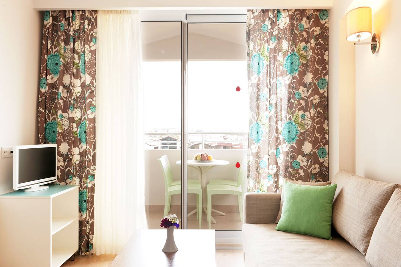Side Resort Hotel