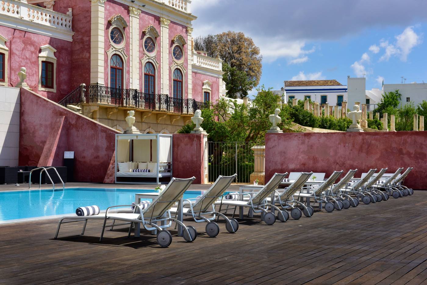 Pousada-Palacio-de-Estoi-Pool-4