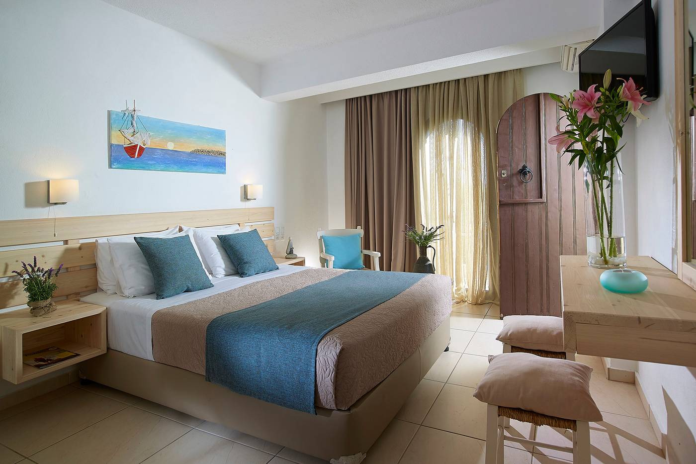 CHC-Coriva-Beach-Room-20