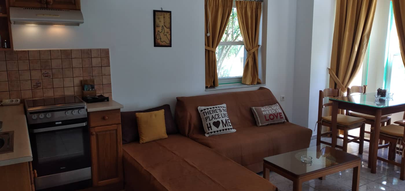 Zest---Xi-Beach-Room-27