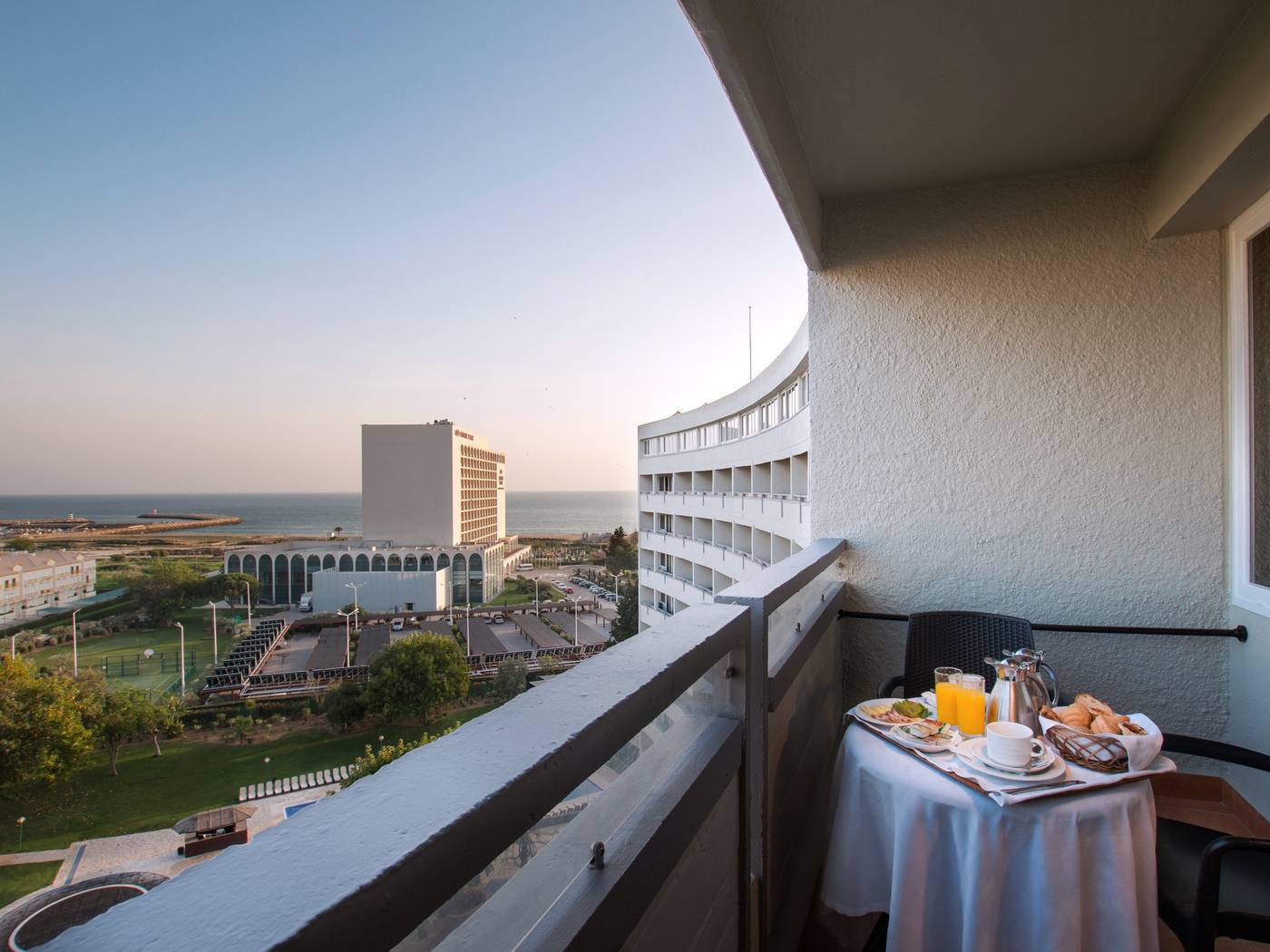 Dom-Pedro-Vilamoura-Terrace-48