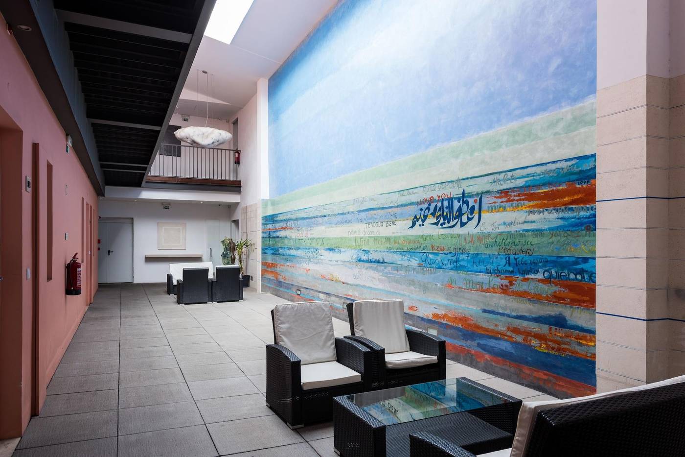 Alfama---Lisbon-Lounge-Suites-Lobby-10