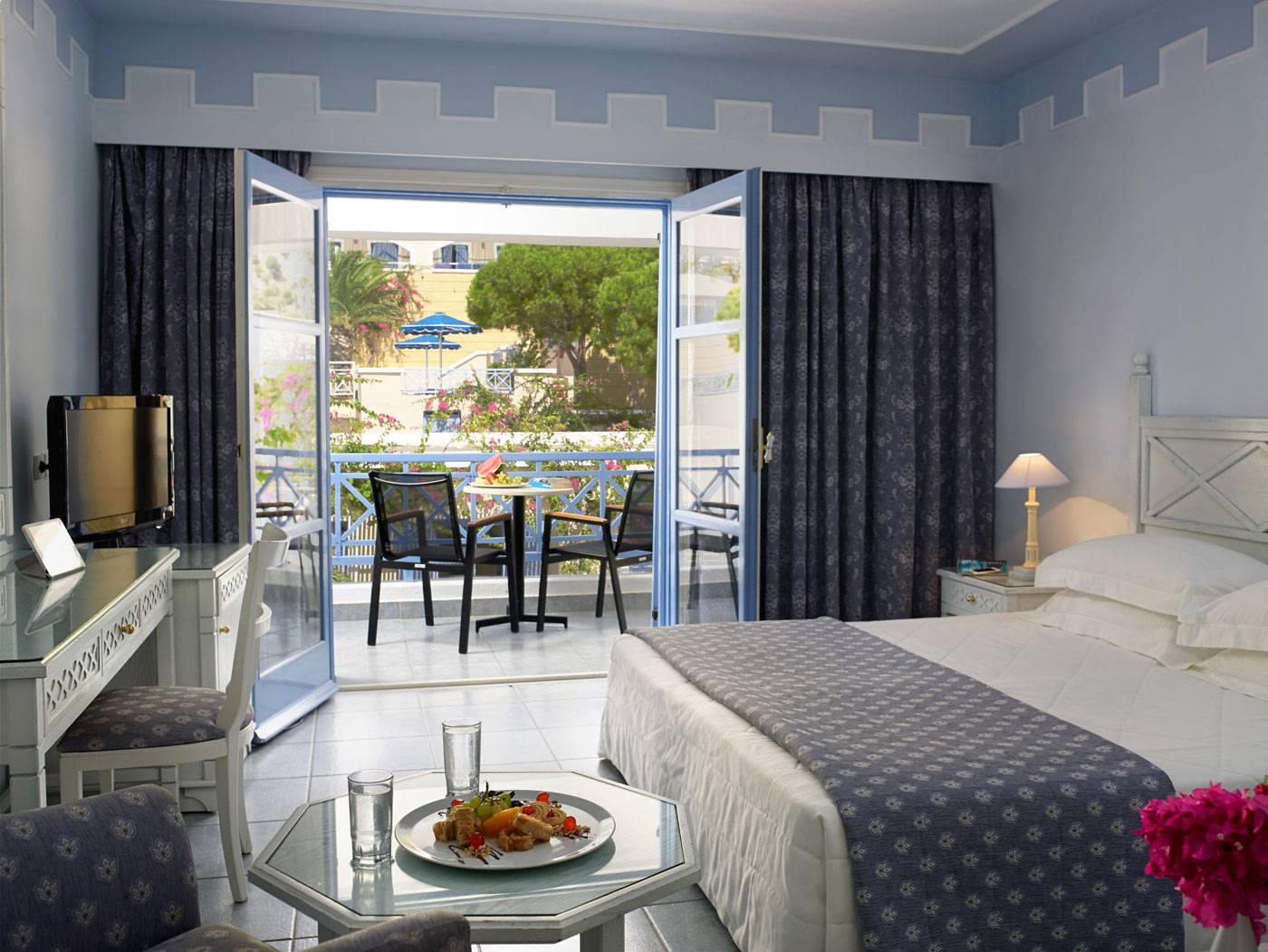 Summer-Palace-Room-24