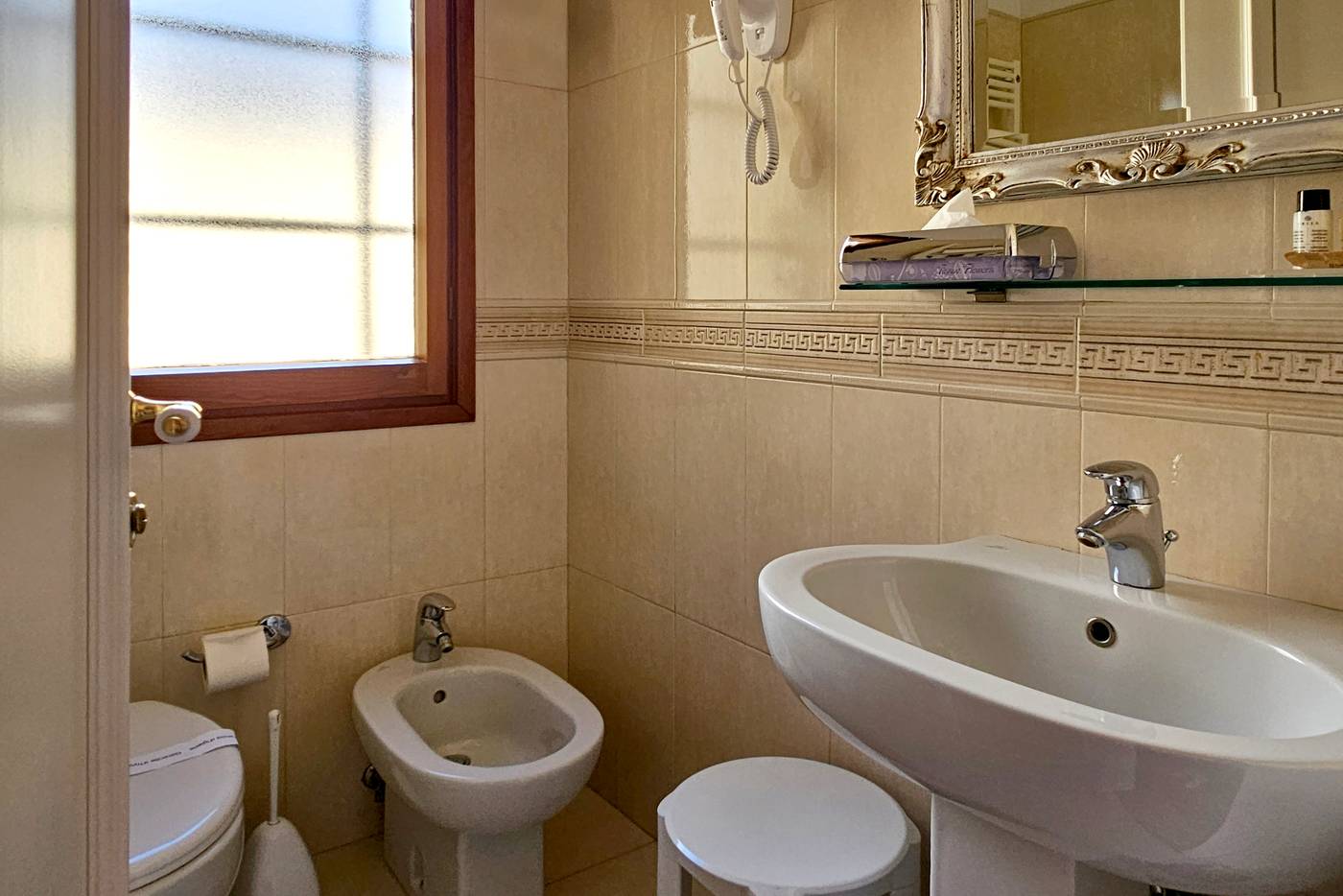 Atlantic-Palace-Room-62