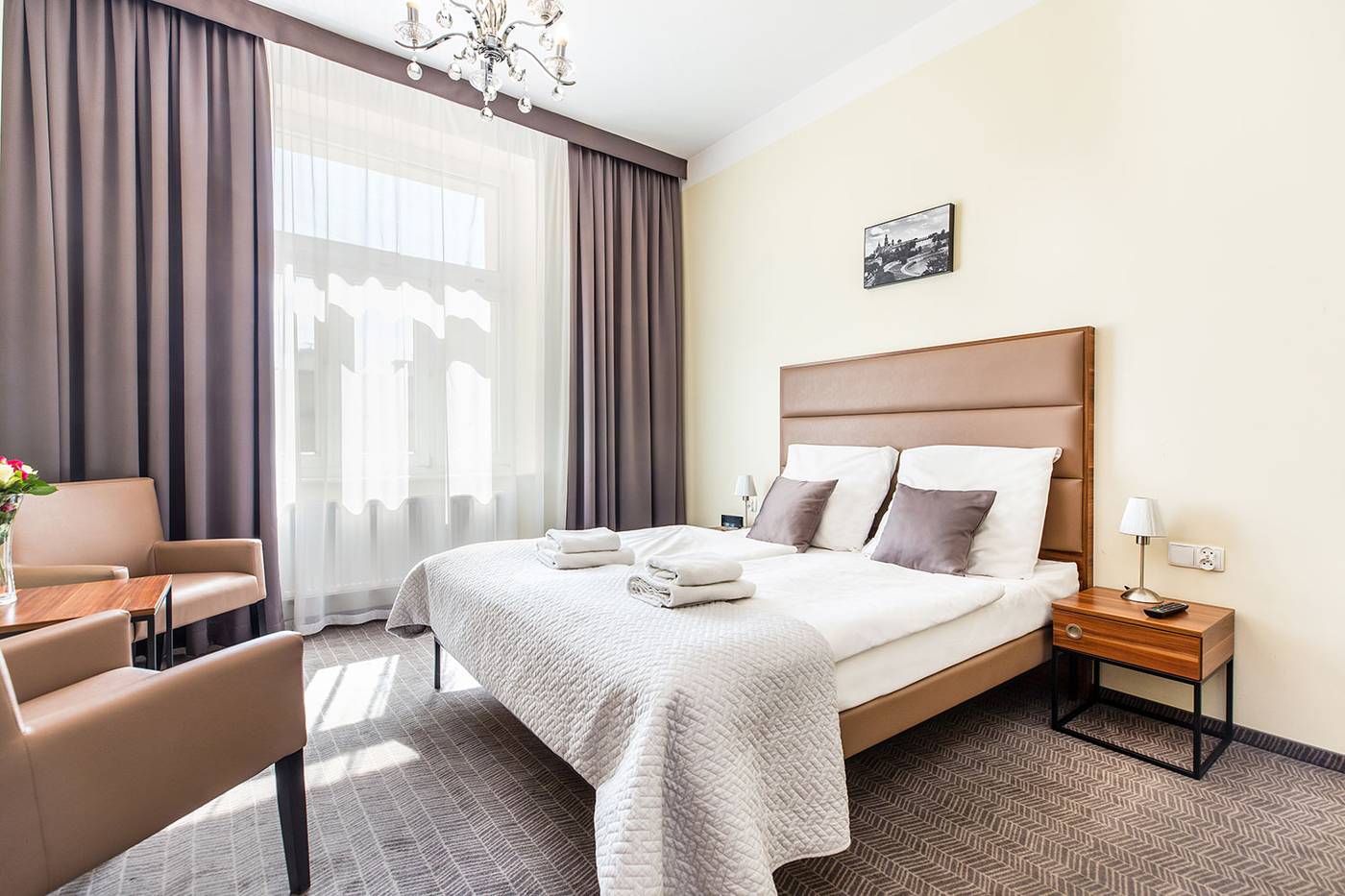 Aparthotel-Old-Town-Room-7