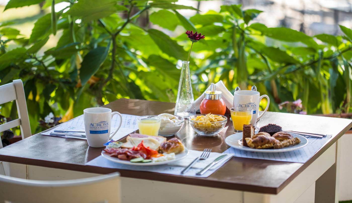 Silver-Bay-Hotel-Restaurant-22