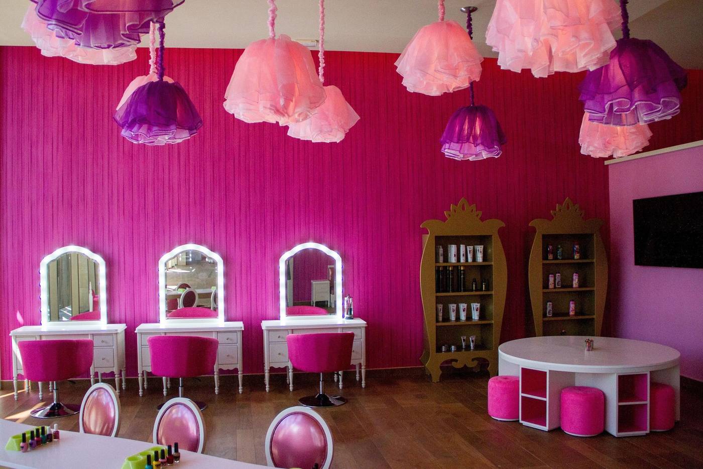 Barcelo-Maya-Palace-Sports-and-Entertainment-65