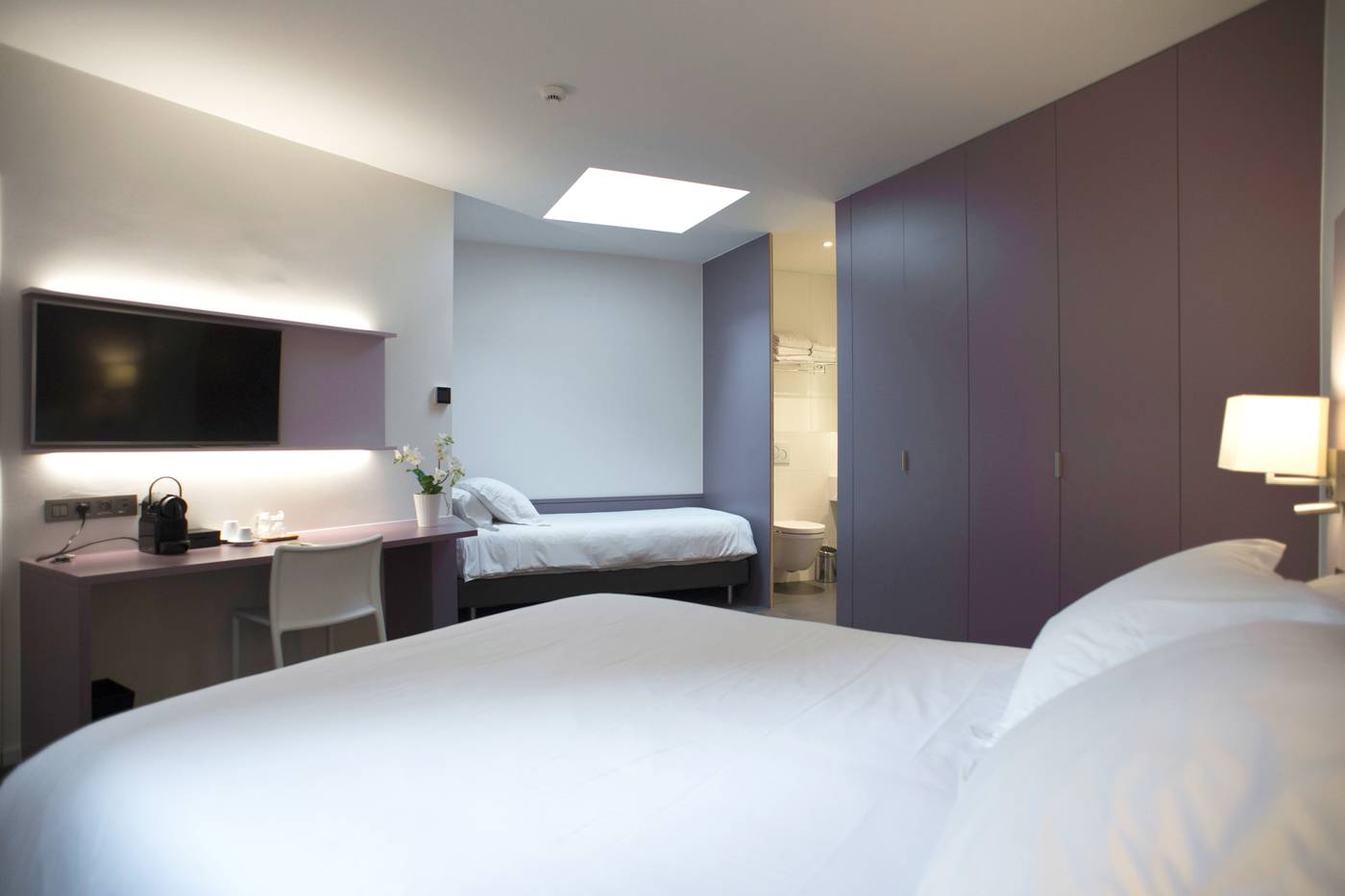 Hotel-Du-Congres-Room-32