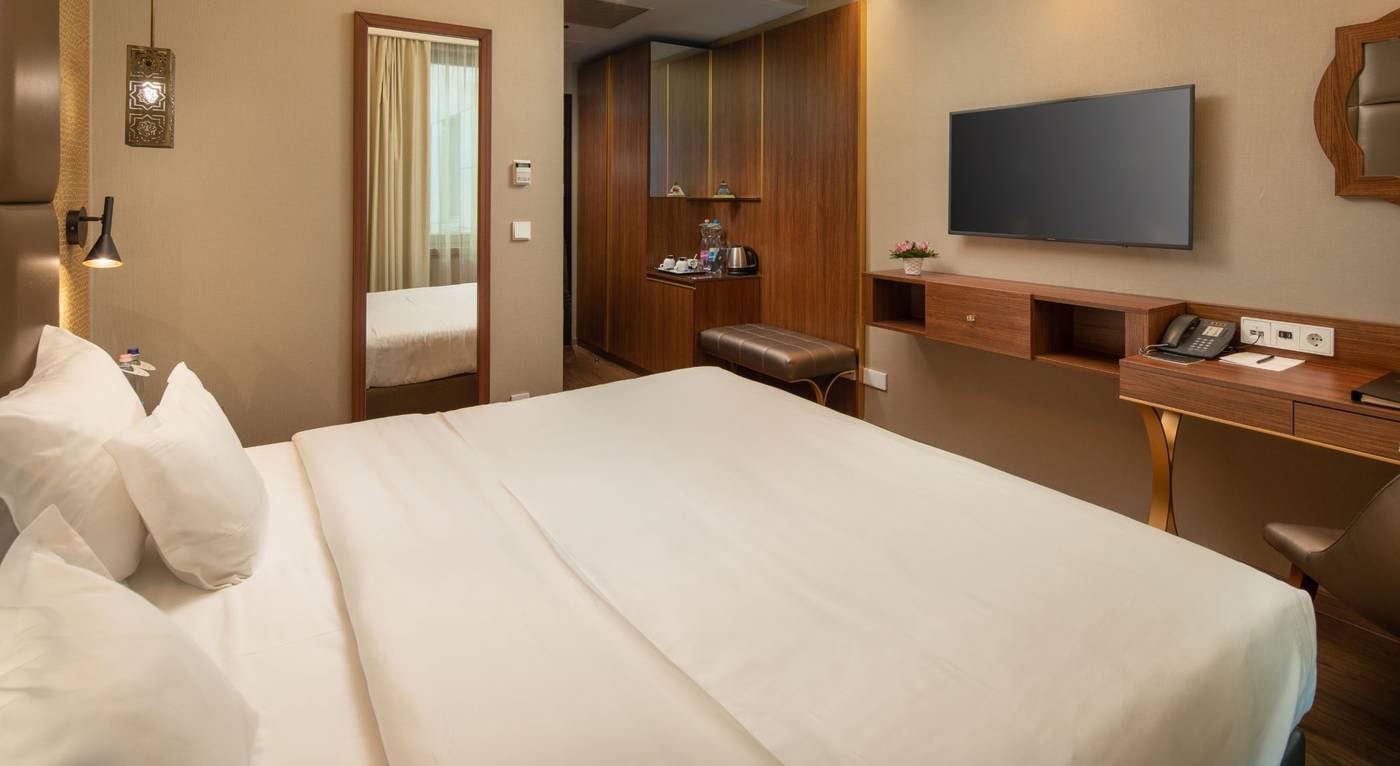 Continental-Hotel-Budapest-Room-37