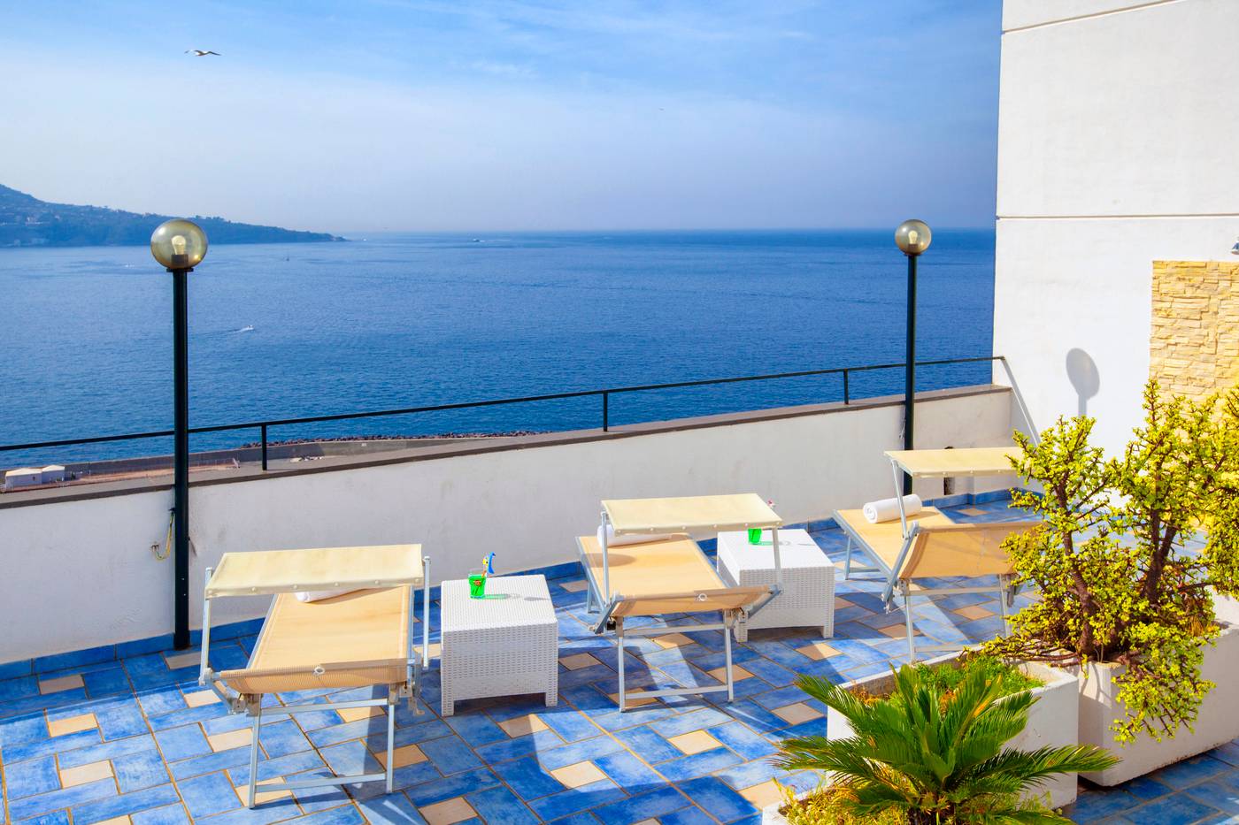 Panorama-Palace-Terrace-10