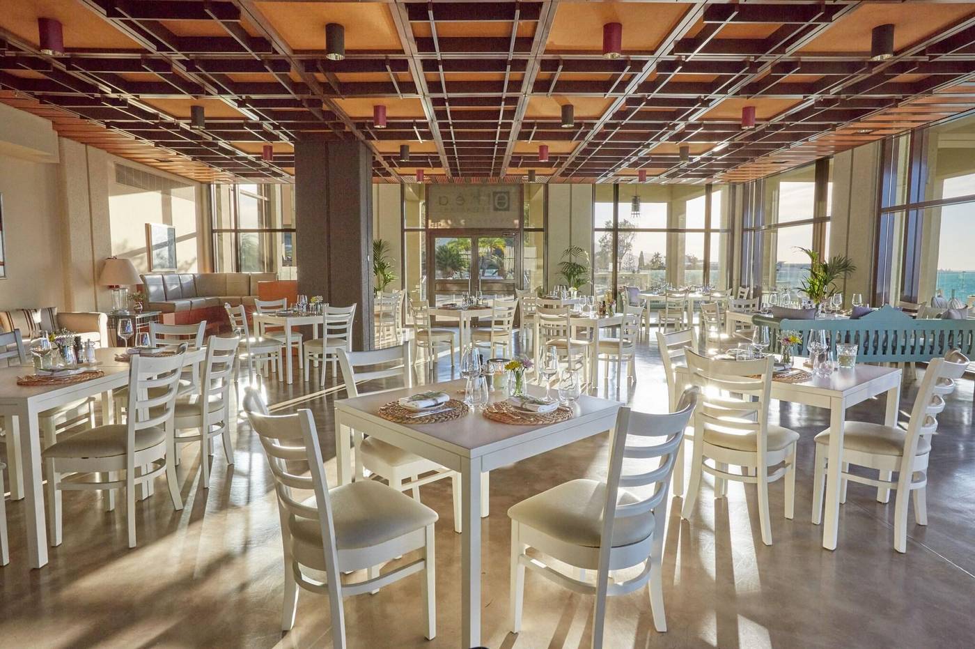 Sheraton-Rhodes-Resort-Restaurant-46