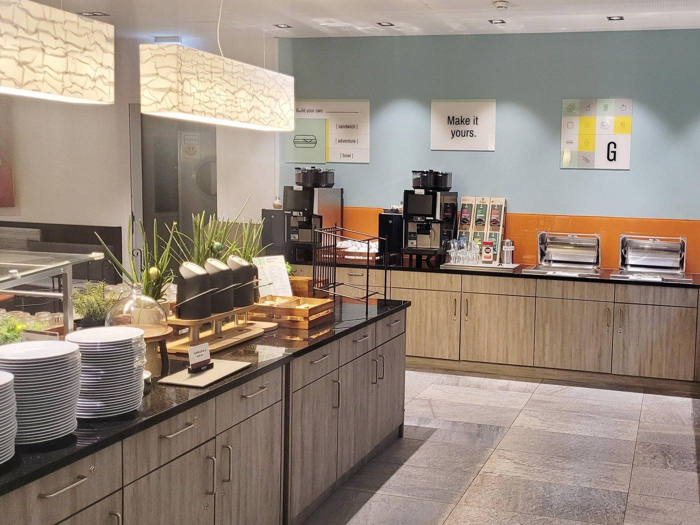 Select-Hotel-Berlin-The-Wall-Restaurant-56