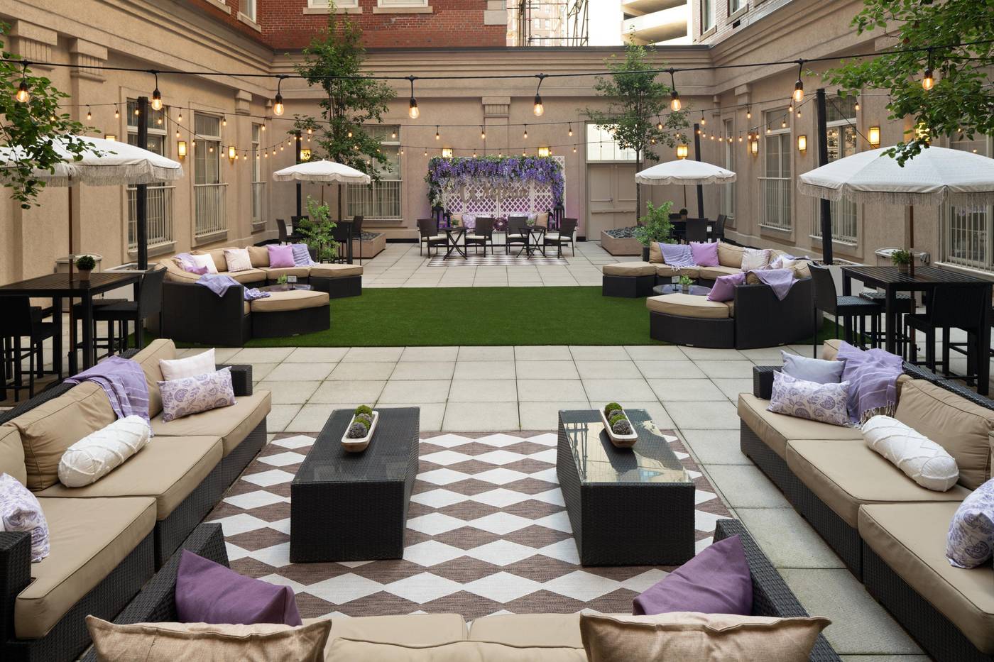 Doubletree-by-Hilton-Boston-Downtown-General-view-31