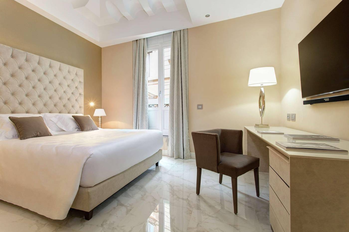 Aleph-Rome-Hotel--Curio-Collection-by-Hilton-Room-29