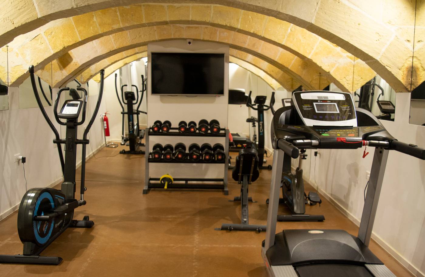 Osborne-Hotel-Sports-and-Entertainment-74