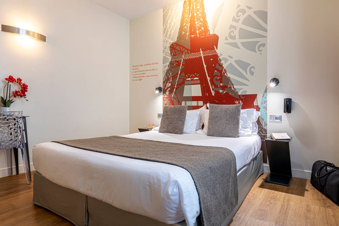 Hotel-Alpha-Paris-Eiffel-by-Patrick-Hayat-Room-23