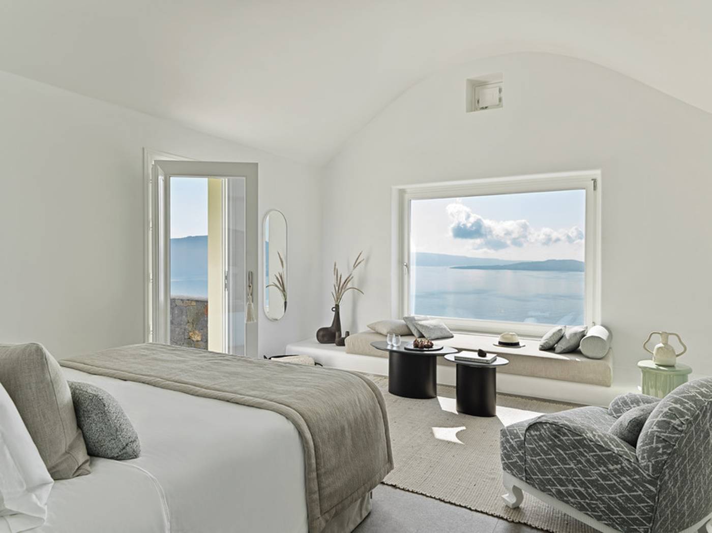 Canaves-Oia-Suites---Adults-Only-Room-24