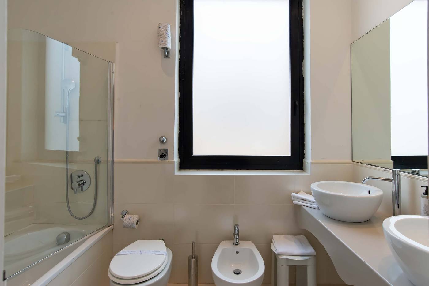 Machiavelli-Palace-Room-68