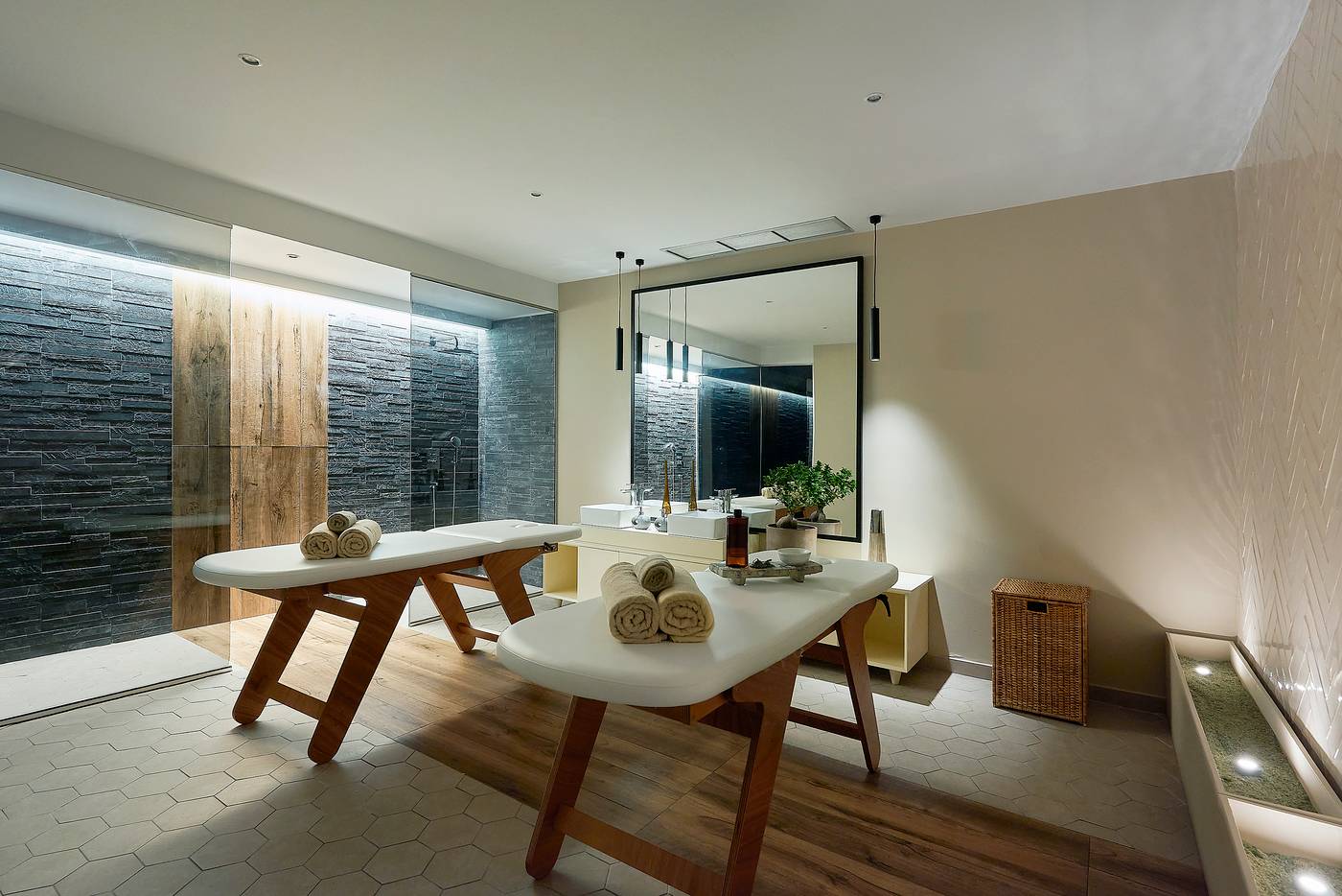 Michelangelo-Resort-and-Spa-Sports-and-Entertainment-51