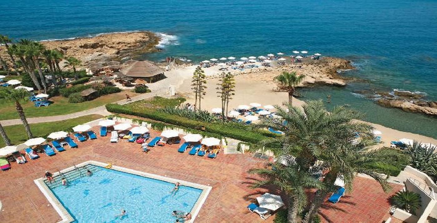 Cynthiana-Beach-Hotel-Pool-3