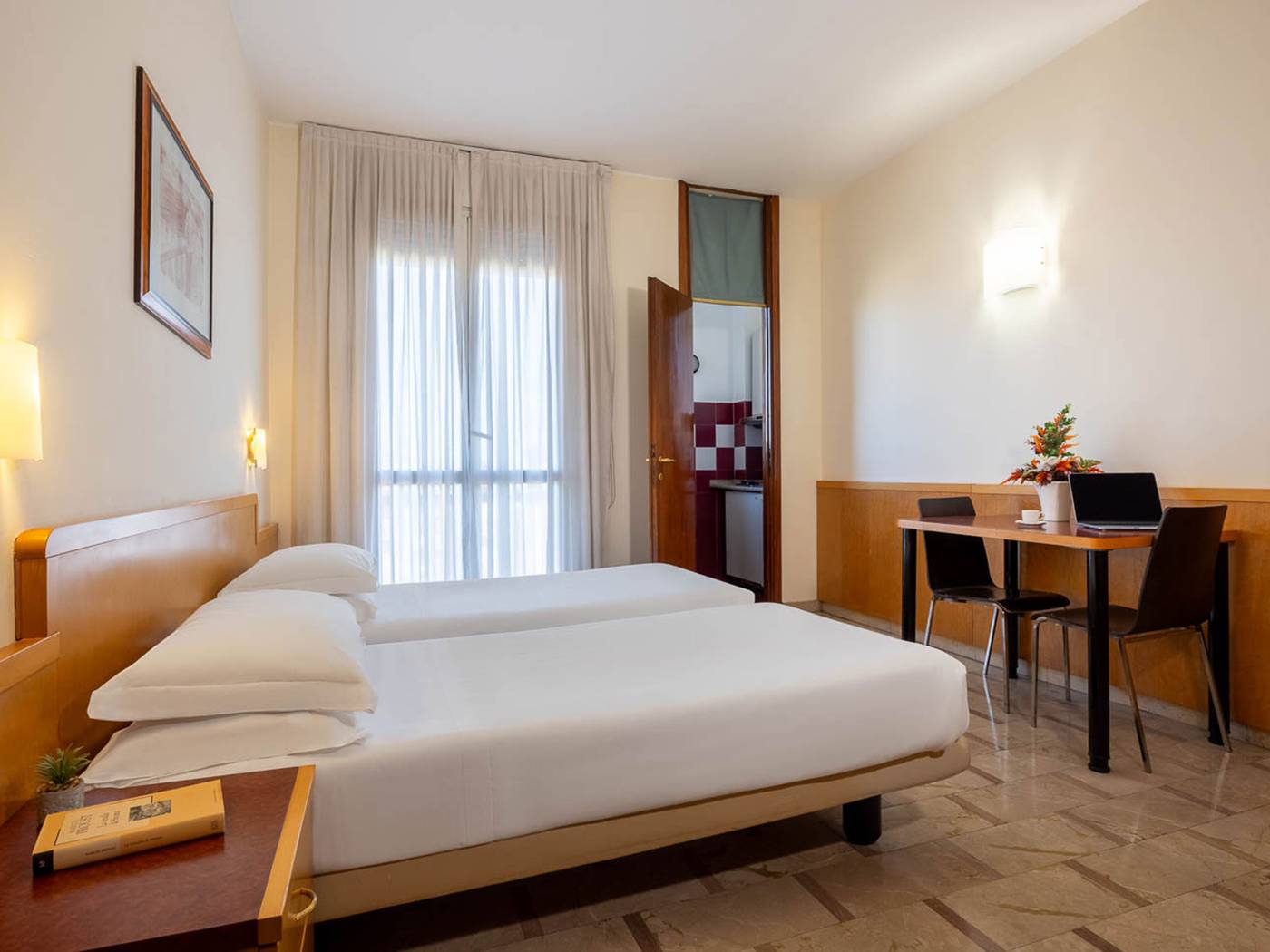 iH-ApartHotel-Milano-Argonne-Park-Room-21