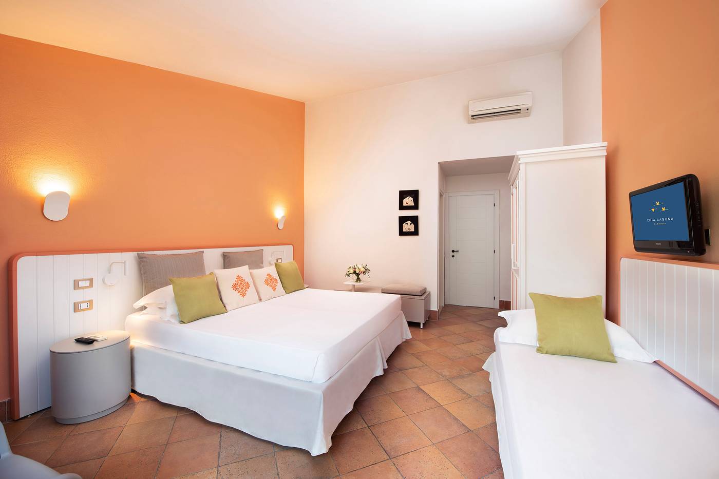 Chia-Laguna---Hotel-Village-Room-35