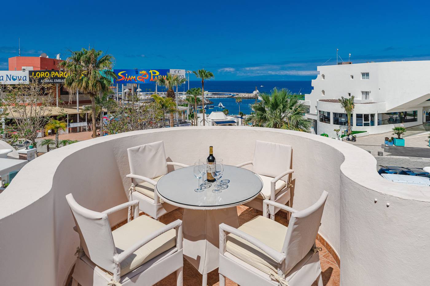 Flamingo-Suites-Room-87