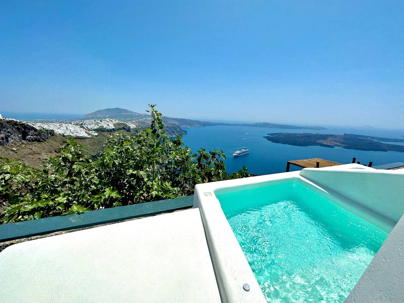 Eteoro-Suites-Room-36